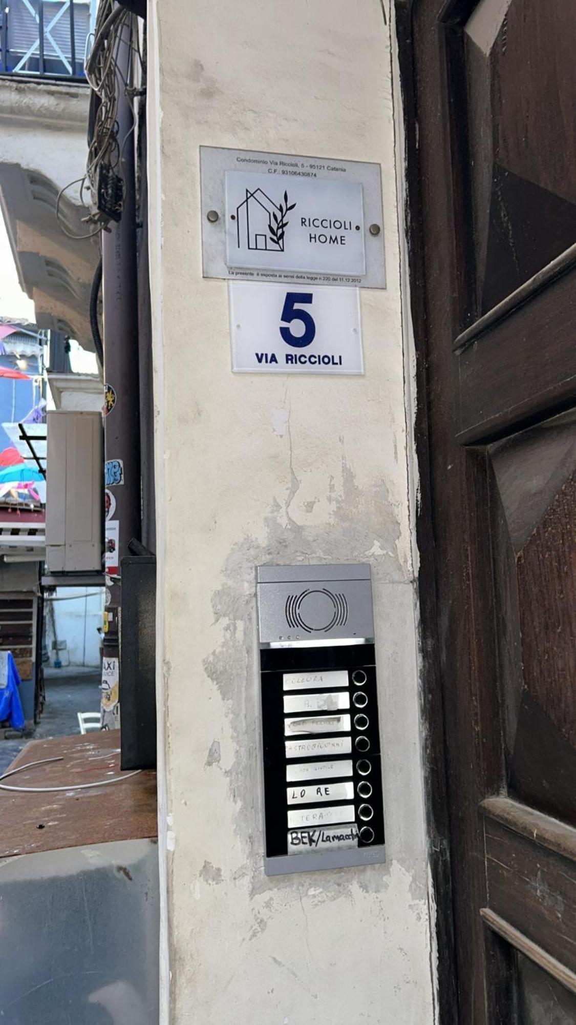 Riccioli Home كاتانيا المظهر الخارجي الصورة